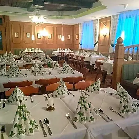 Mini-hôtel Alte Tanne Hof bei Salzburg