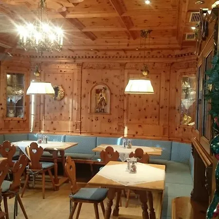 Inn Alte Tanne Hof bei Salzburg